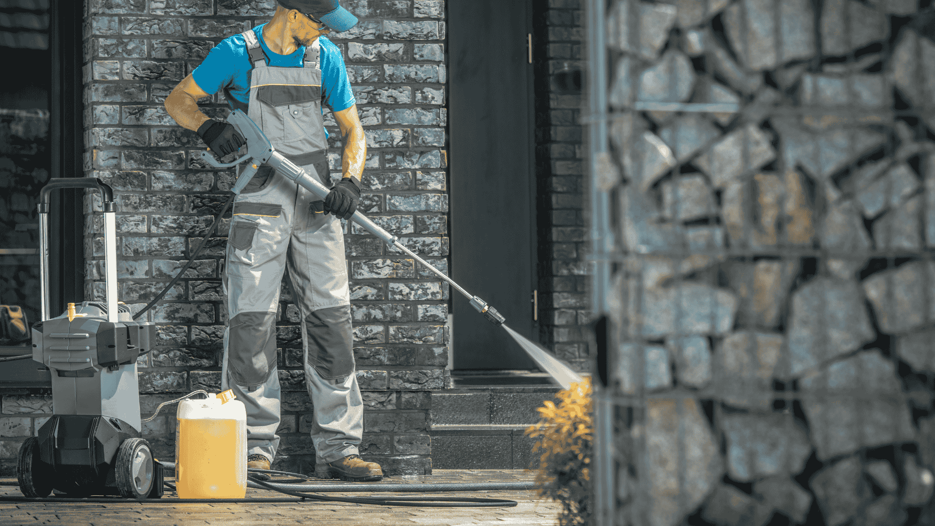 Mount Airy HOA Services: Multi-Family & Community Property Cleaning
